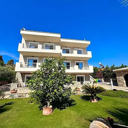 Casa Paradiso 5*