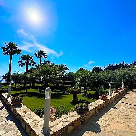 Casa Paradiso 5* Neos Marmaras